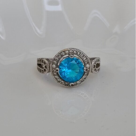 Beautiful Vintage Sterling Silver Royal Elegant Blue Topaz Crystal Ring size 7.5 - Picture 11 of 11